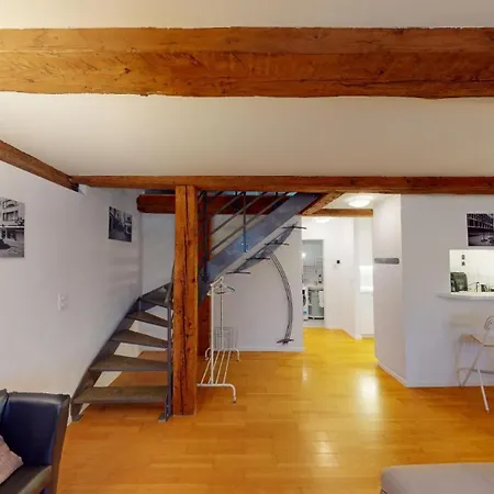 Charmante Zentrale 2.5 Zimmer Maisonette Apartment