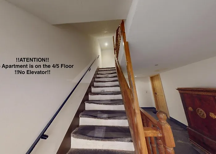 Charmante Zentrale 2.5 Zimmer Maisonette Apartamento *