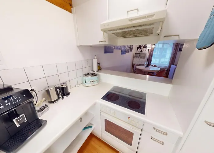 Charmante Zentrale 2.5 Zimmer Maisonette Apartamento Cuera